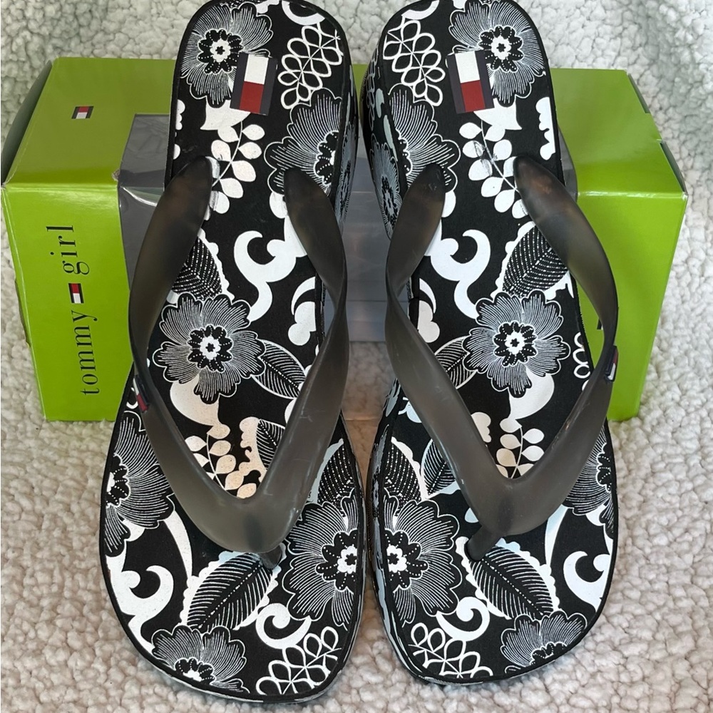 Tommy Hilfiger Y2K Tommy Girl Platform Flip Flops 7